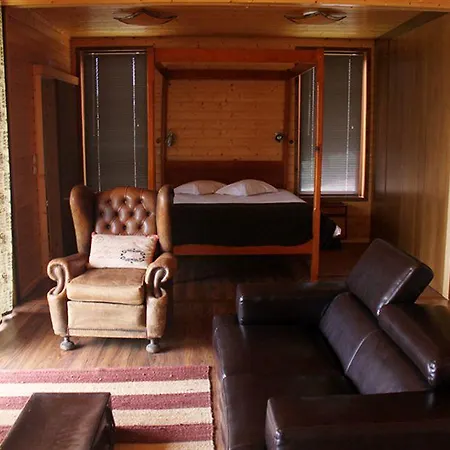 穆勒农场度假屋 度假居 *