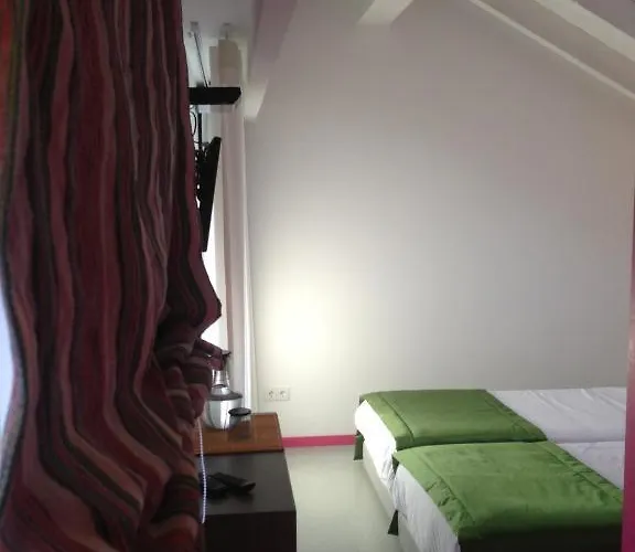 Herdade Do Moinho Novo 펜션